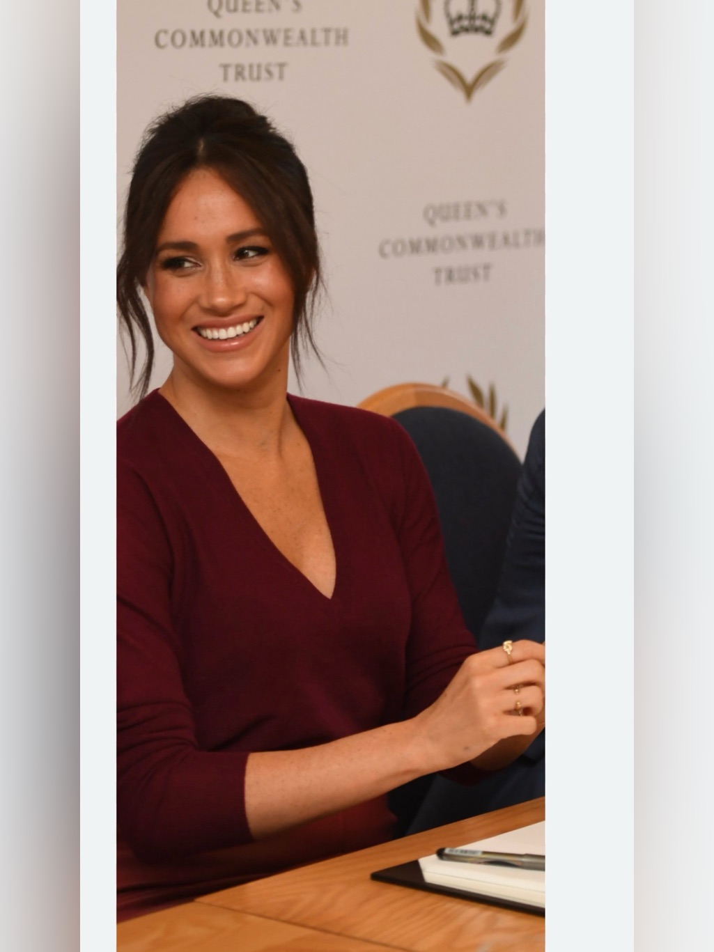 Vargas Goteo Bow Knot Ring Aso Meghan Markle